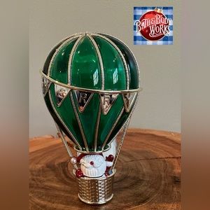 B&BW Santa Hot Air Balloon Wallflower Plug